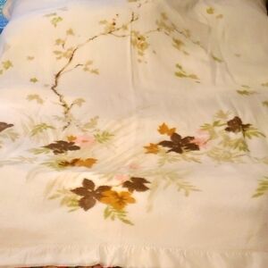 Vintage Satin Trimmed Binding Cream with Soft Floral Colored 74" x 82" Blanket